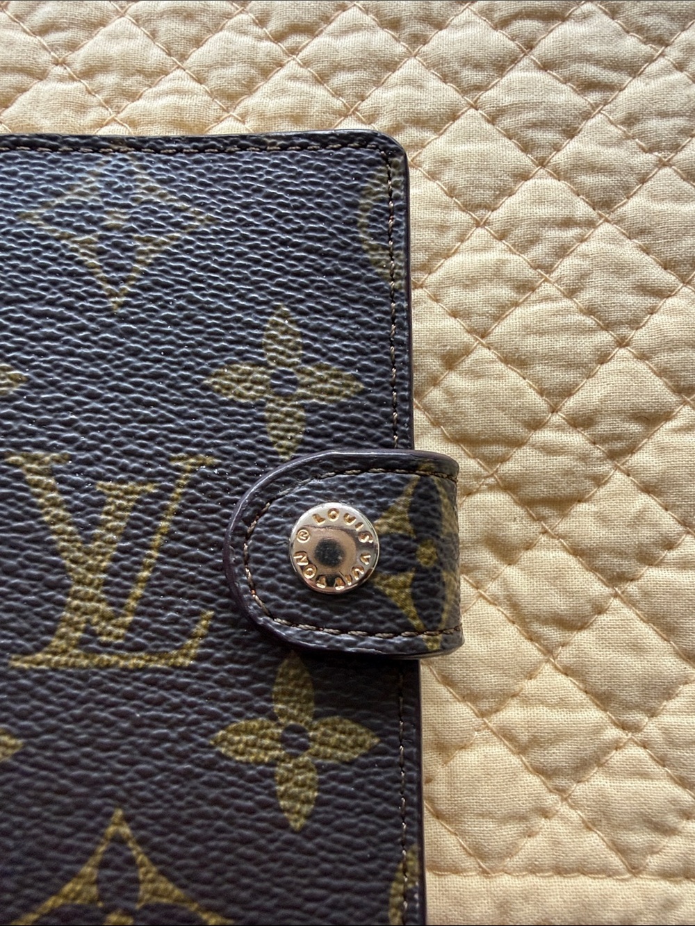 Louis Vuitton Mini Agenda with repetoire - Picture 2 of 6